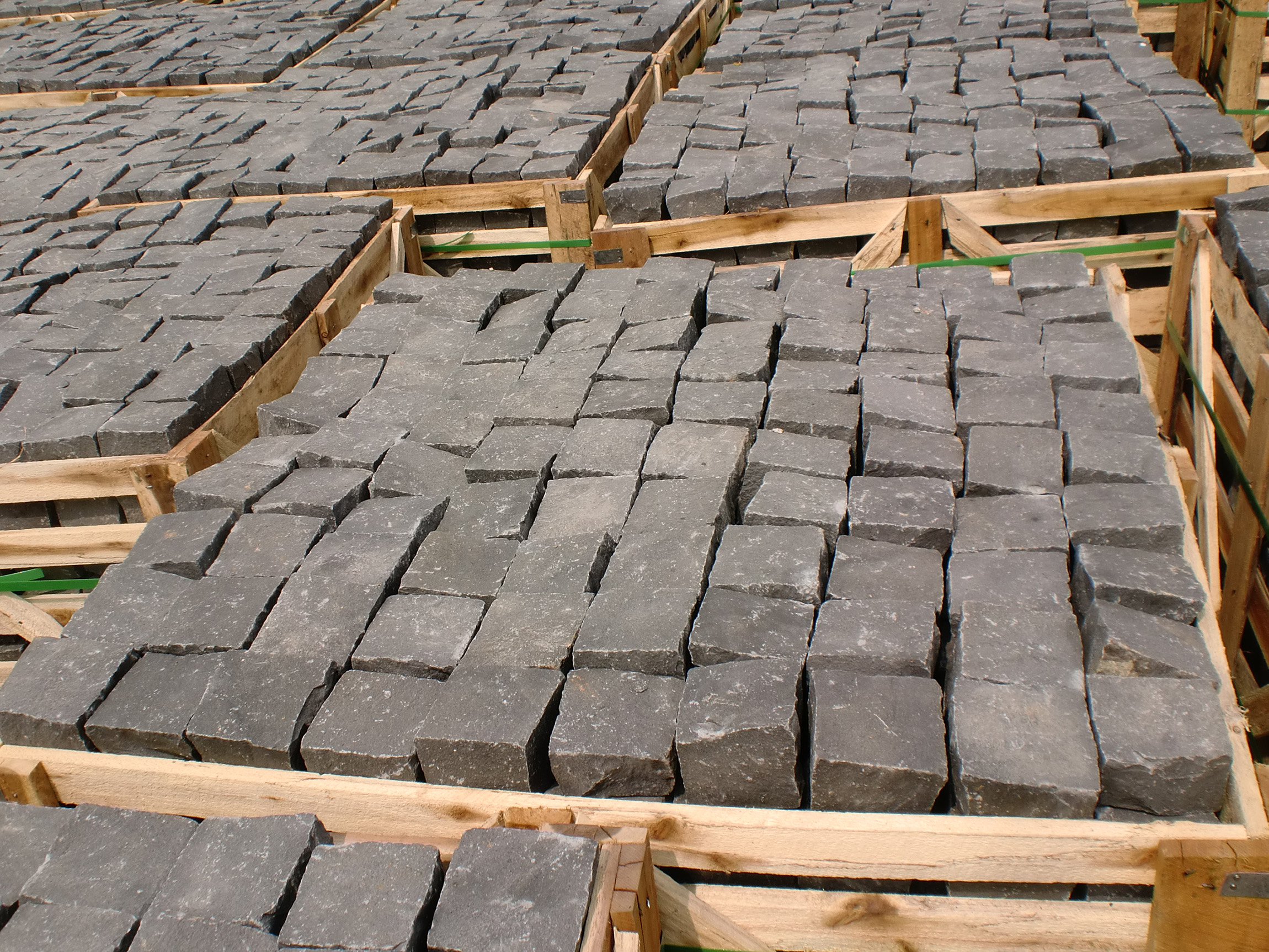 Basalt cubes/cobbles