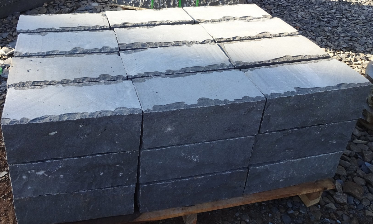 Basalt walls stone/bricks