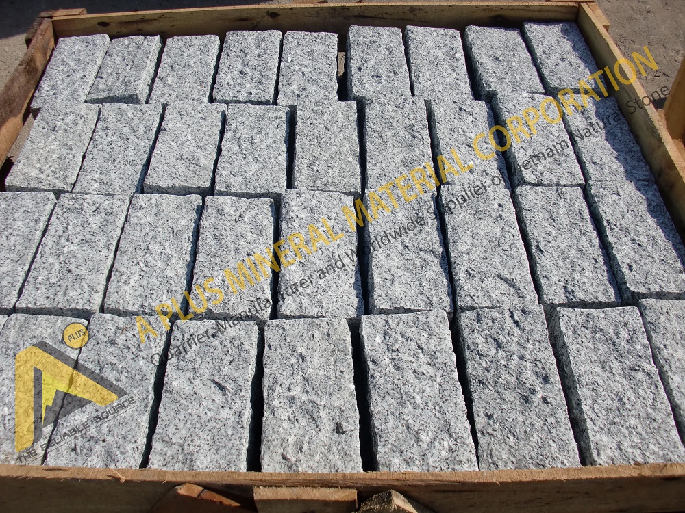 Granite cubes/cobbles