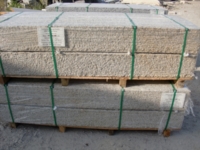 Granite kerbs/palisades